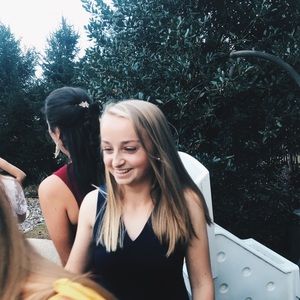 Meet your Posher, Zoe